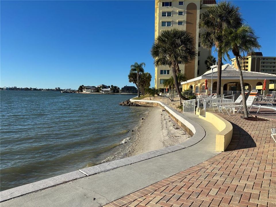 For Rent: $1,775 (1 beds, 1 baths, 810 Square Feet)