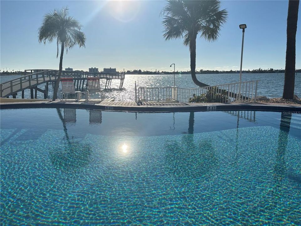 For Rent: $1,775 (1 beds, 1 baths, 810 Square Feet)