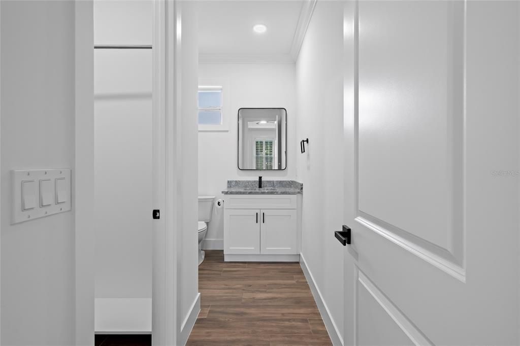 For Sale: $369,000 (3 beds, 2 baths, 1248 Square Feet)