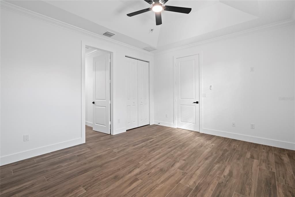 For Sale: $369,000 (3 beds, 2 baths, 1248 Square Feet)