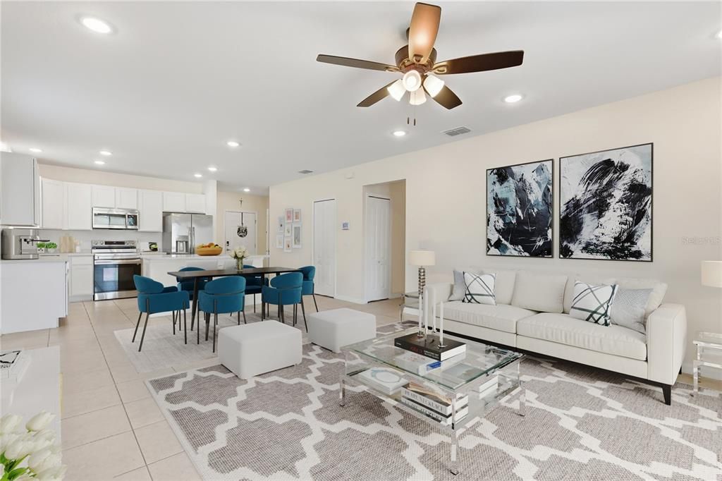 For Sale: $325,000 (3 beds, 2 baths, 1560 Square Feet)