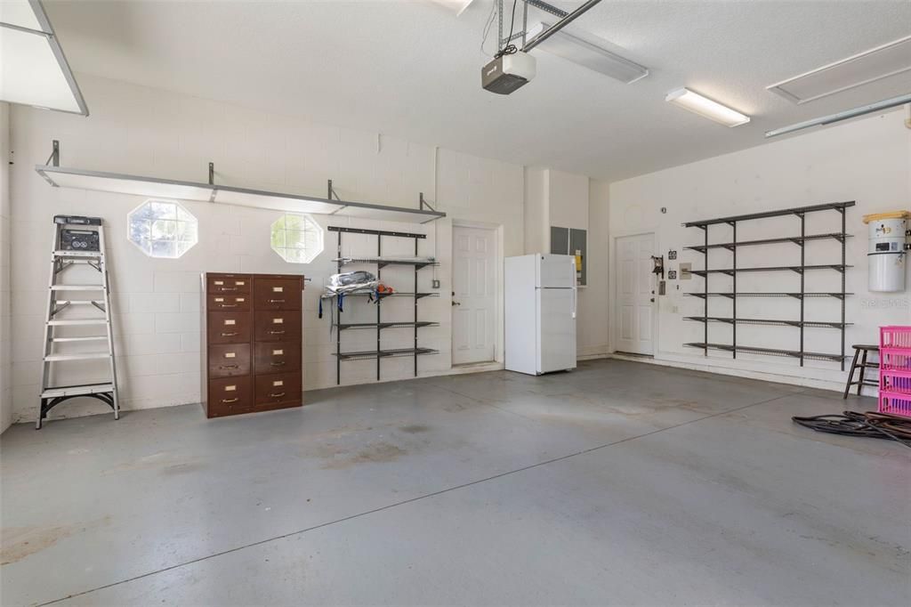 For Sale: $699,000 (3 beds, 3 baths, 2703 Square Feet)