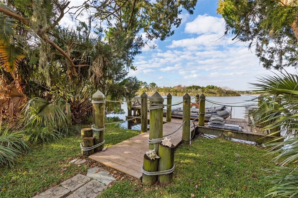 For Sale: $699,000 (3 beds, 3 baths, 2703 Square Feet)