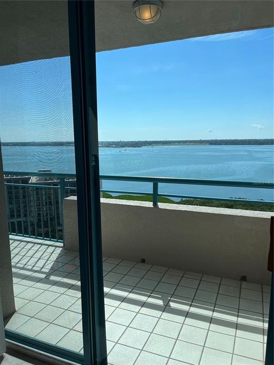 На продажу: $1,100,000 (2 спален, 2 ванн, 1579 Квадратных фут)