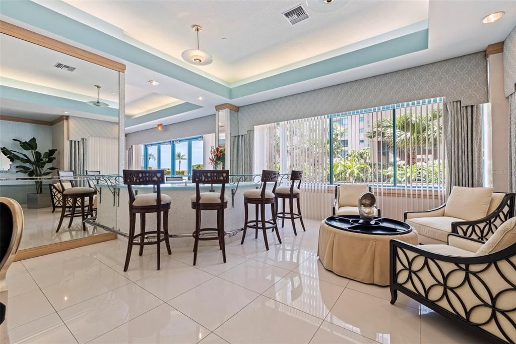 На продажу: $1,100,000 (2 спален, 2 ванн, 1579 Квадратных фут)