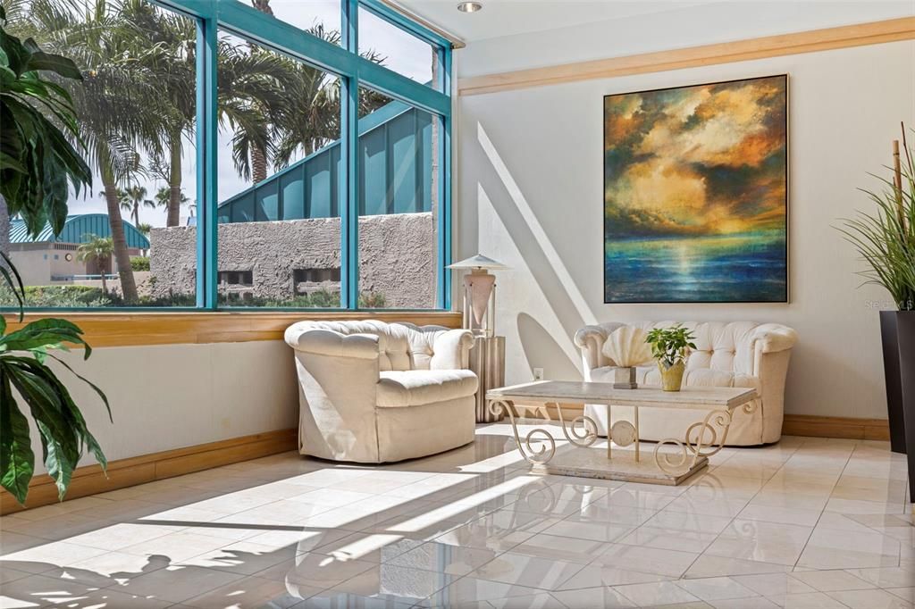 На продажу: $1,100,000 (2 спален, 2 ванн, 1579 Квадратных фут)