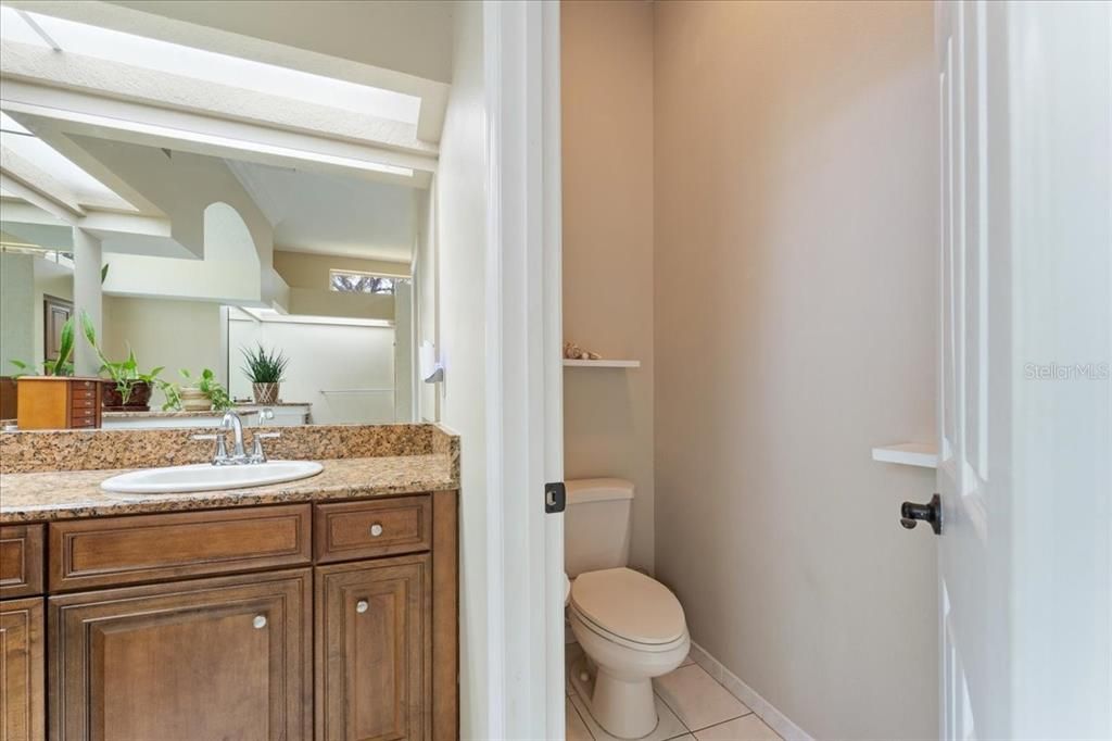 For Sale: $650,000 (5 beds, 2 baths, 3182 Square Feet)