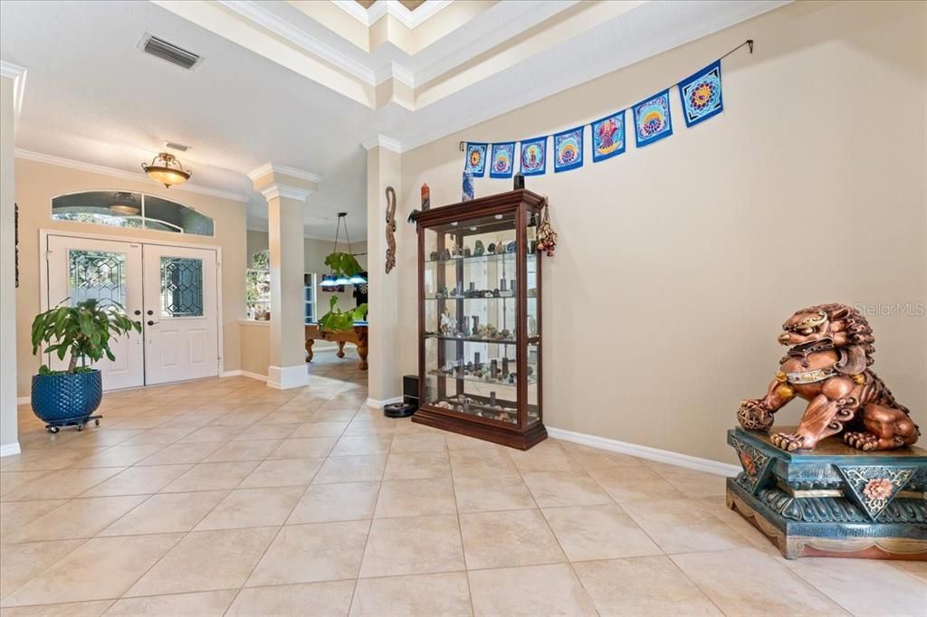 For Sale: $650,000 (5 beds, 2 baths, 3182 Square Feet)