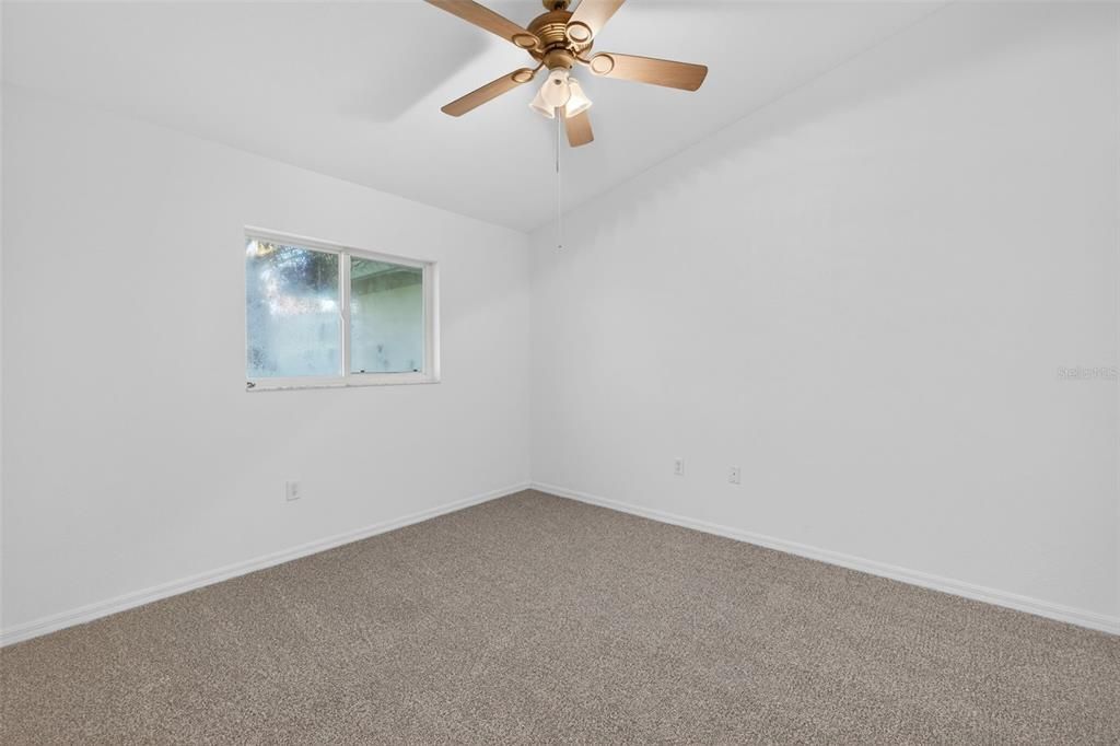 For Sale: $445,000 (4 beds, 3 baths, 2531 Square Feet)