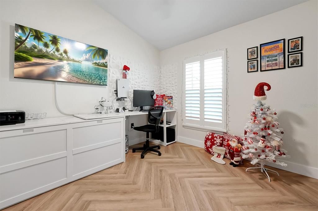 For Sale: $699,000 (3 beds, 2 baths, 1673 Square Feet)