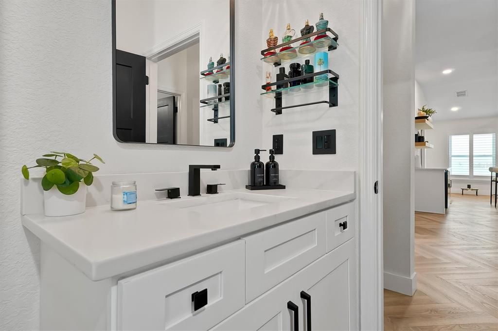 For Sale: $699,000 (3 beds, 2 baths, 1673 Square Feet)