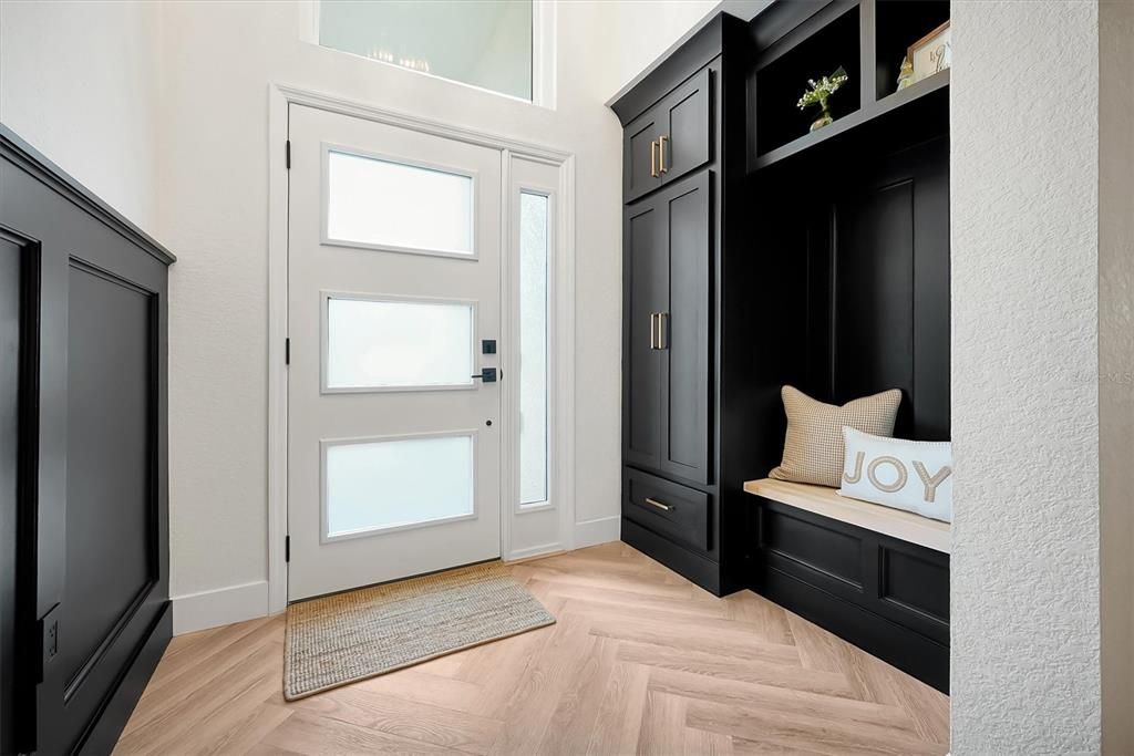 For Sale: $699,000 (3 beds, 2 baths, 1673 Square Feet)