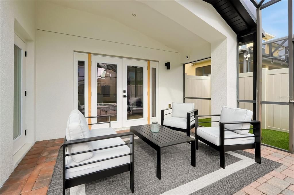 For Sale: $699,000 (3 beds, 2 baths, 1673 Square Feet)