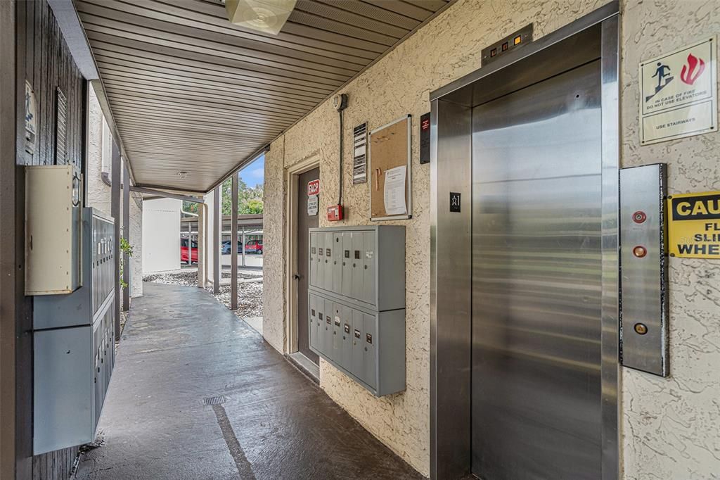 На продажу: $49,000 (1 спален, 1 ванн, 732 Квадратных фут)