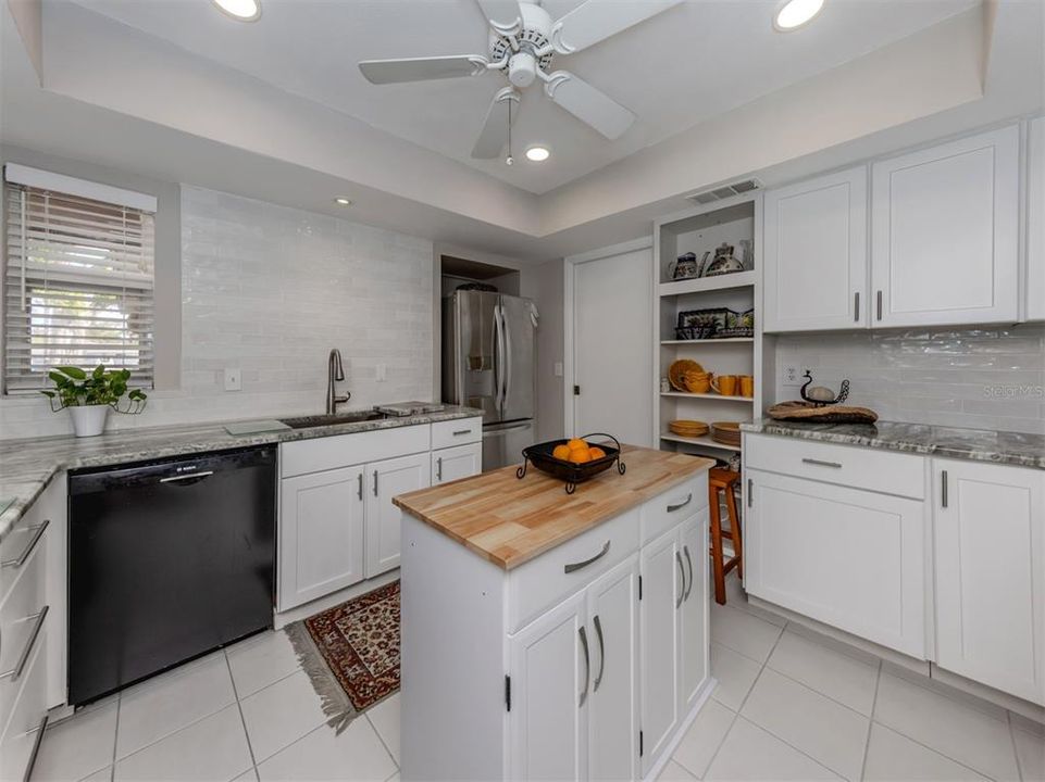 На продажу: $519,000 (3 спален, 2 ванн, 2118 Квадратных фут)