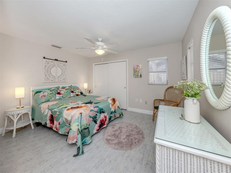 На продажу: $519,000 (3 спален, 2 ванн, 2118 Квадратных фут)