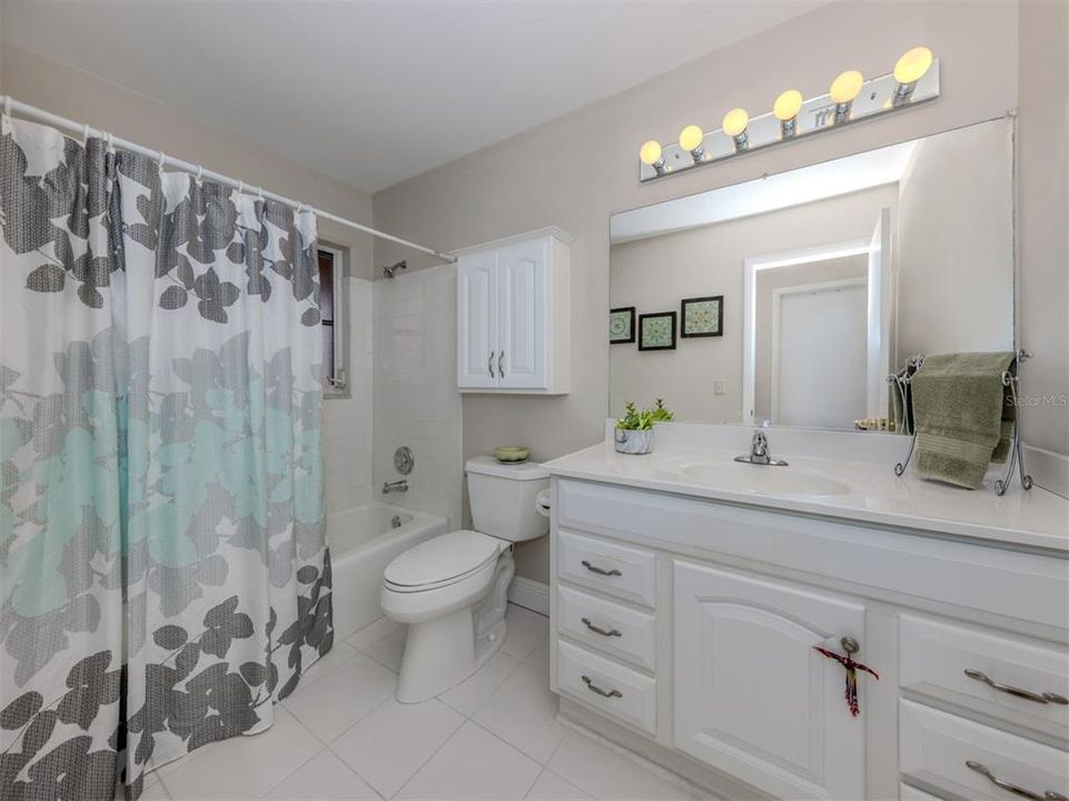 На продажу: $519,000 (3 спален, 2 ванн, 2118 Квадратных фут)