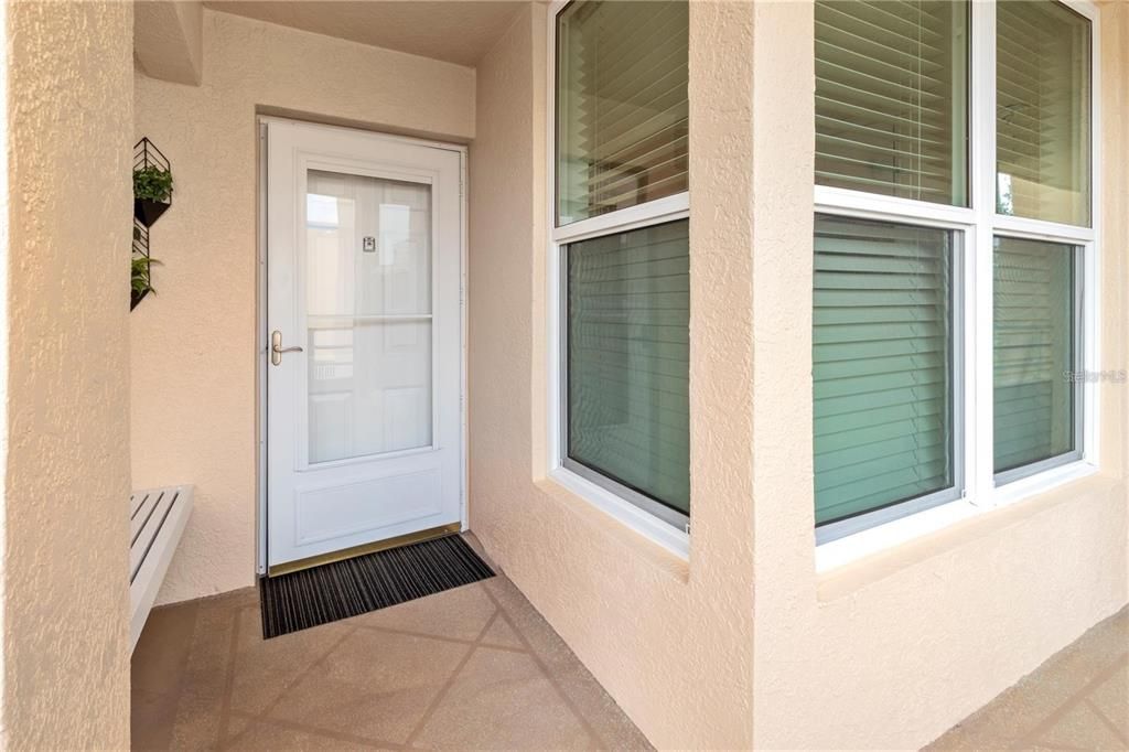 На продажу: $335,000 (2 спален, 2 ванн, 1256 Квадратных фут)