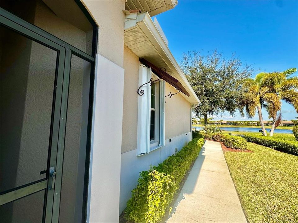 На продажу: $348,000 (2 спален, 2 ванн, 1227 Квадратных фут)