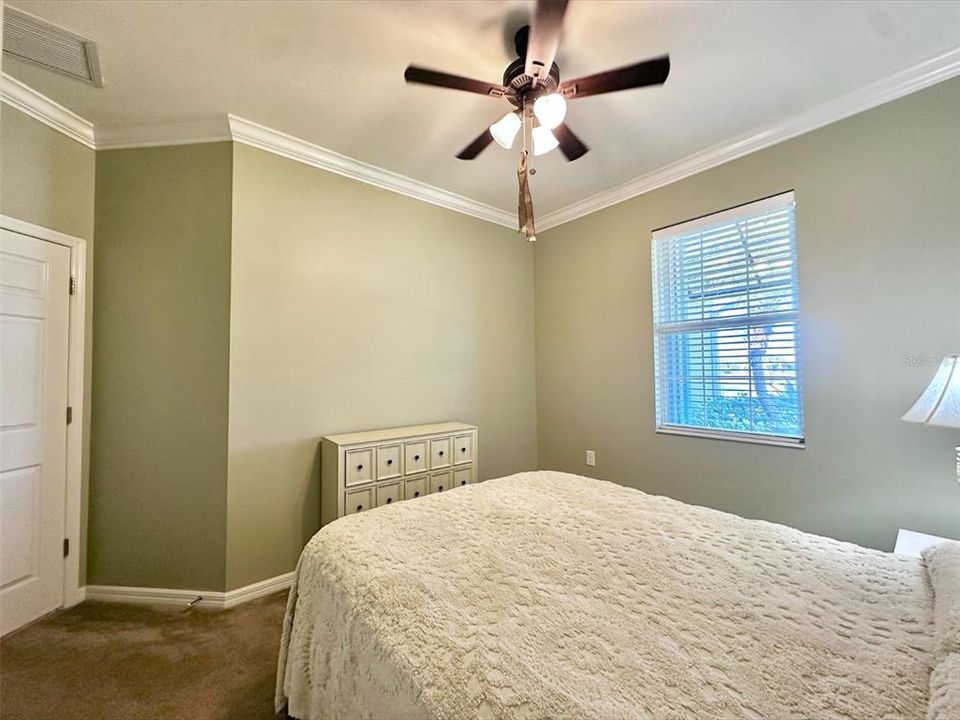 На продажу: $348,000 (2 спален, 2 ванн, 1227 Квадратных фут)