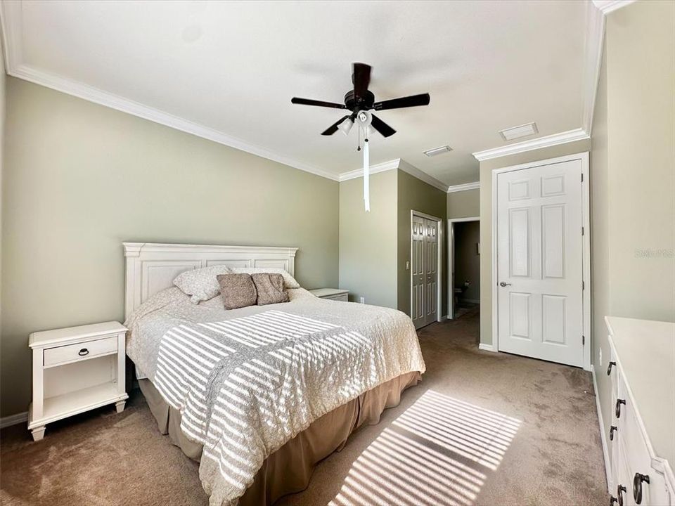 На продажу: $348,000 (2 спален, 2 ванн, 1227 Квадратных фут)