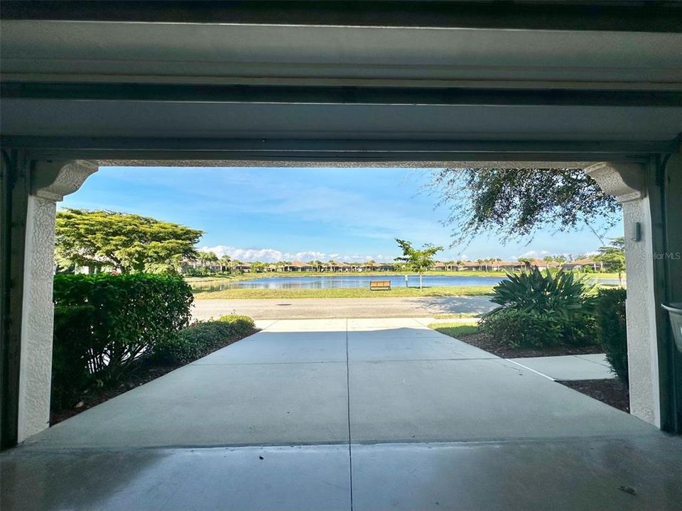 На продажу: $348,000 (2 спален, 2 ванн, 1227 Квадратных фут)