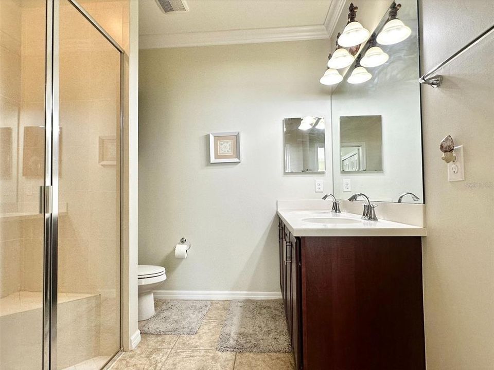 На продажу: $348,000 (2 спален, 2 ванн, 1227 Квадратных фут)