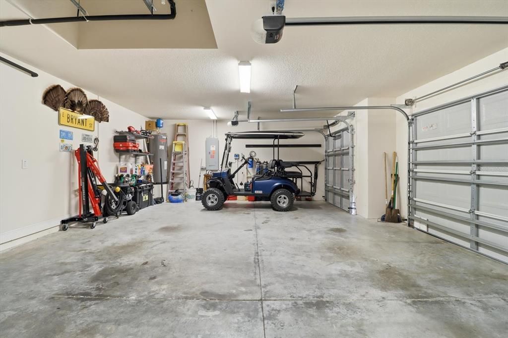 For Sale: $425,000 (4 beds, 3 baths, 2033 Square Feet)