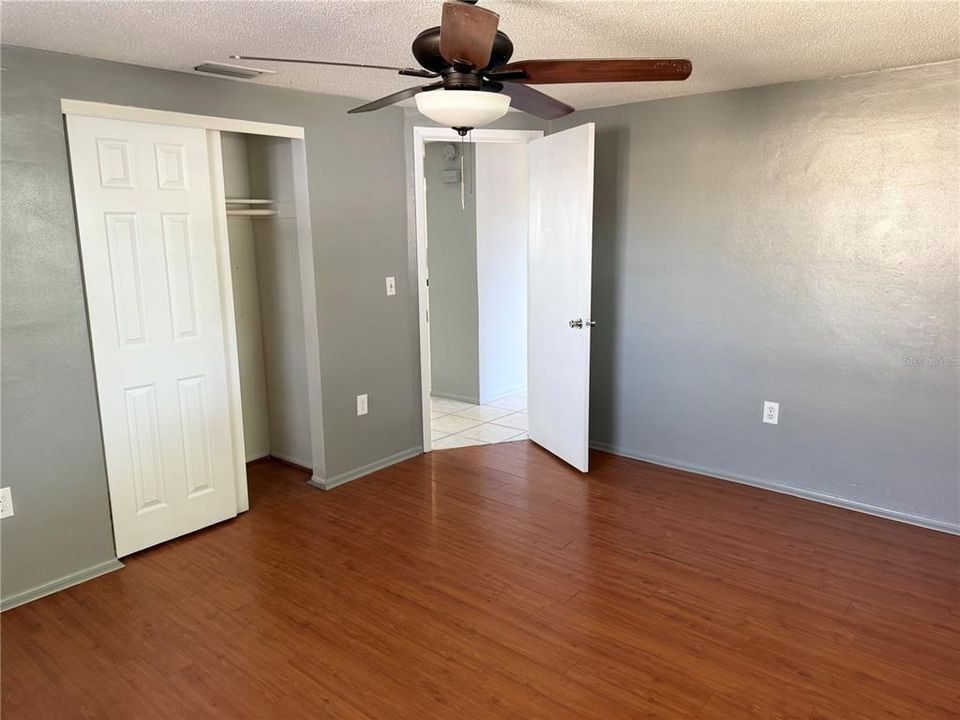 En Renta: $1,400 (3 camas, 2 baños, 999 Pies cuadrados)