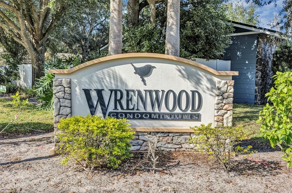 For Sale: $160,000 (1 beds, 1 baths, 763 Square Feet)