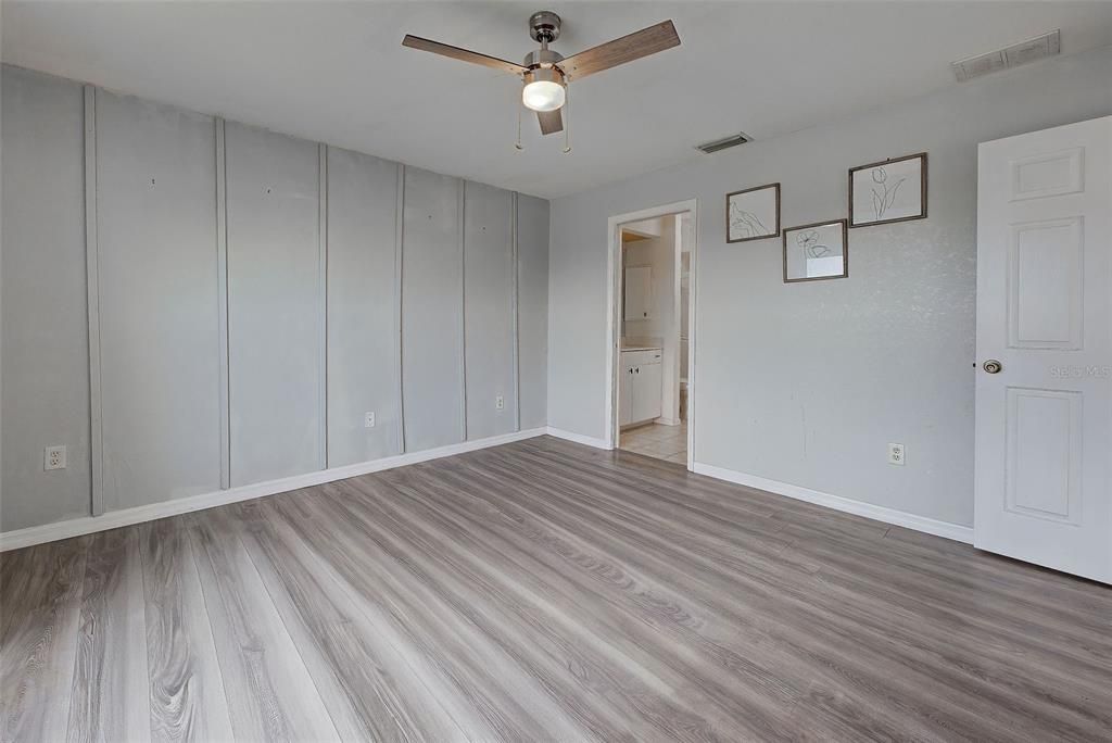 待售: $219,000 (2 贝兹, 2 浴室, 1168 平方英尺)