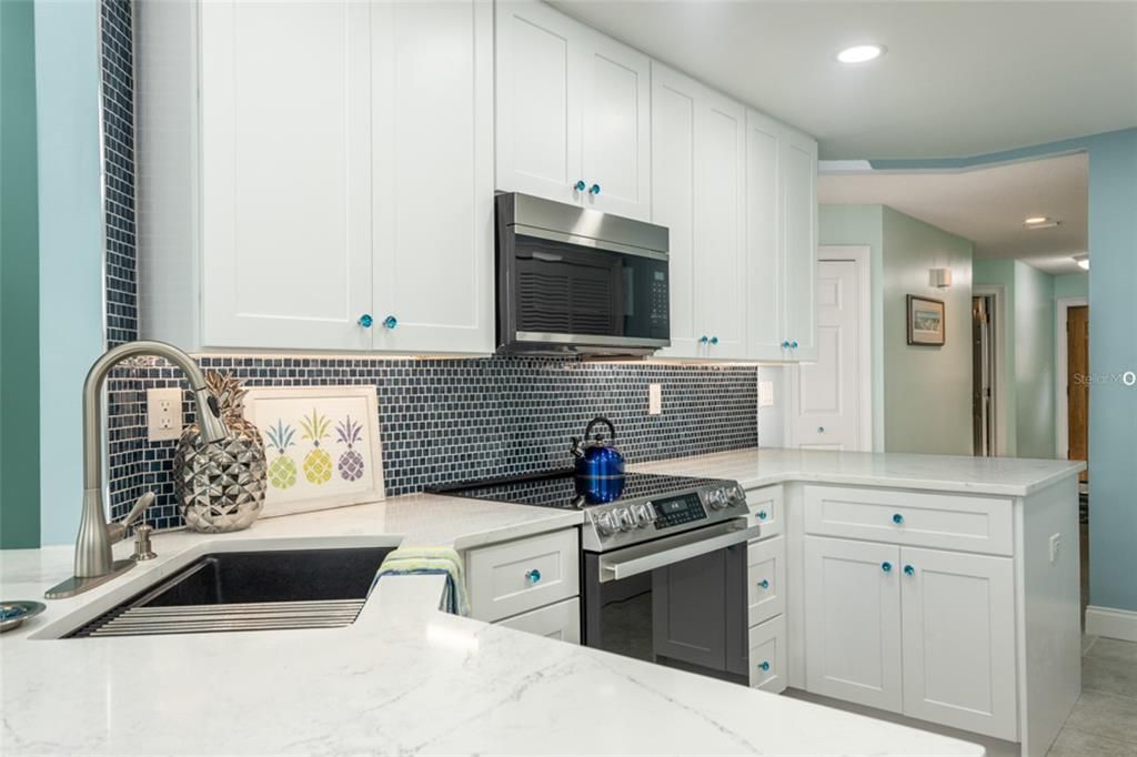 For Sale: $479,000 (3 beds, 2 baths, 1875 Square Feet)