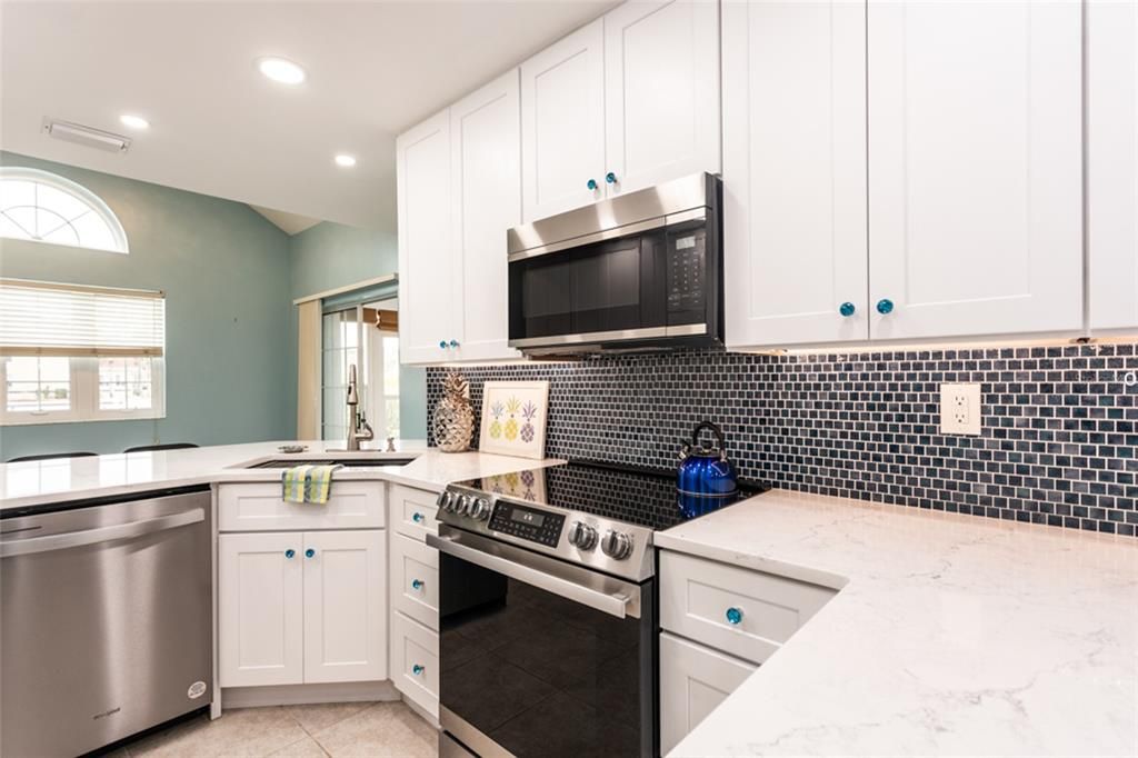 For Sale: $479,000 (3 beds, 2 baths, 1875 Square Feet)
