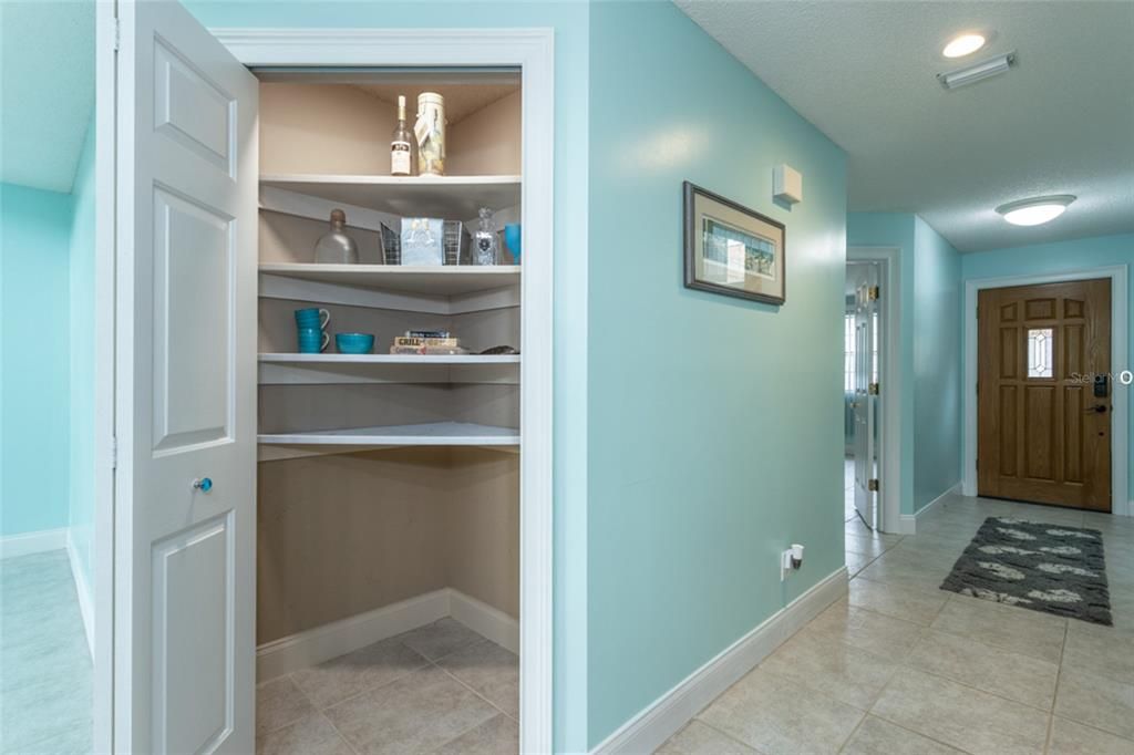 For Sale: $479,000 (3 beds, 2 baths, 1875 Square Feet)