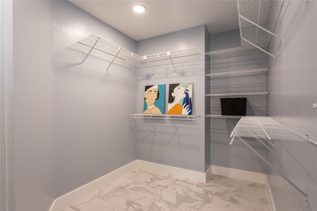 For Sale: $479,000 (3 beds, 2 baths, 1875 Square Feet)