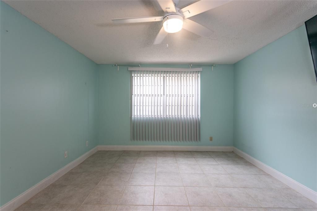 For Sale: $479,000 (3 beds, 2 baths, 1875 Square Feet)