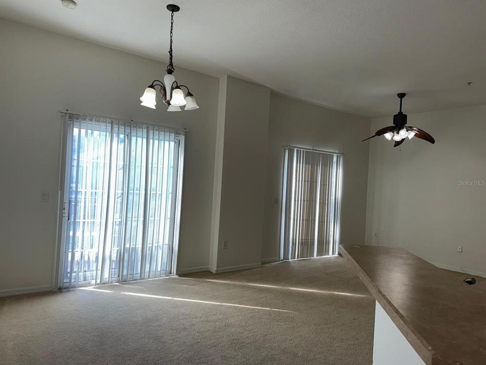 For Sale: $231,900 (2 beds, 2 baths, 1200 Square Feet)