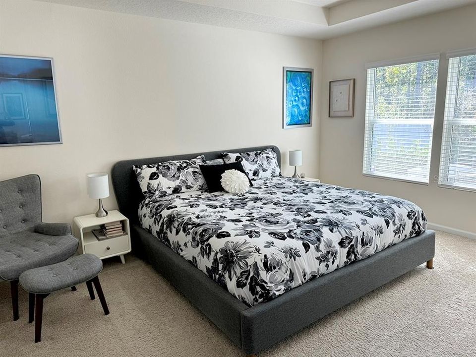 待售: $380,000 (4 贝兹, 2 浴室, 1862 平方英尺)