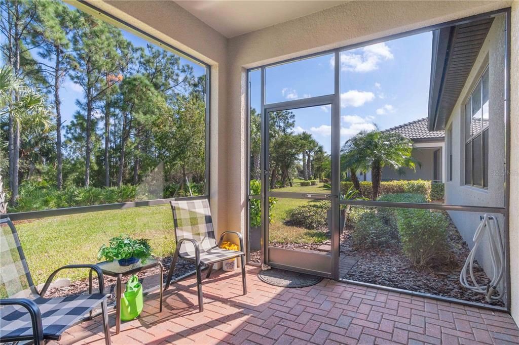 待售: $377,000 (2 贝兹, 2 浴室, 1669 平方英尺)