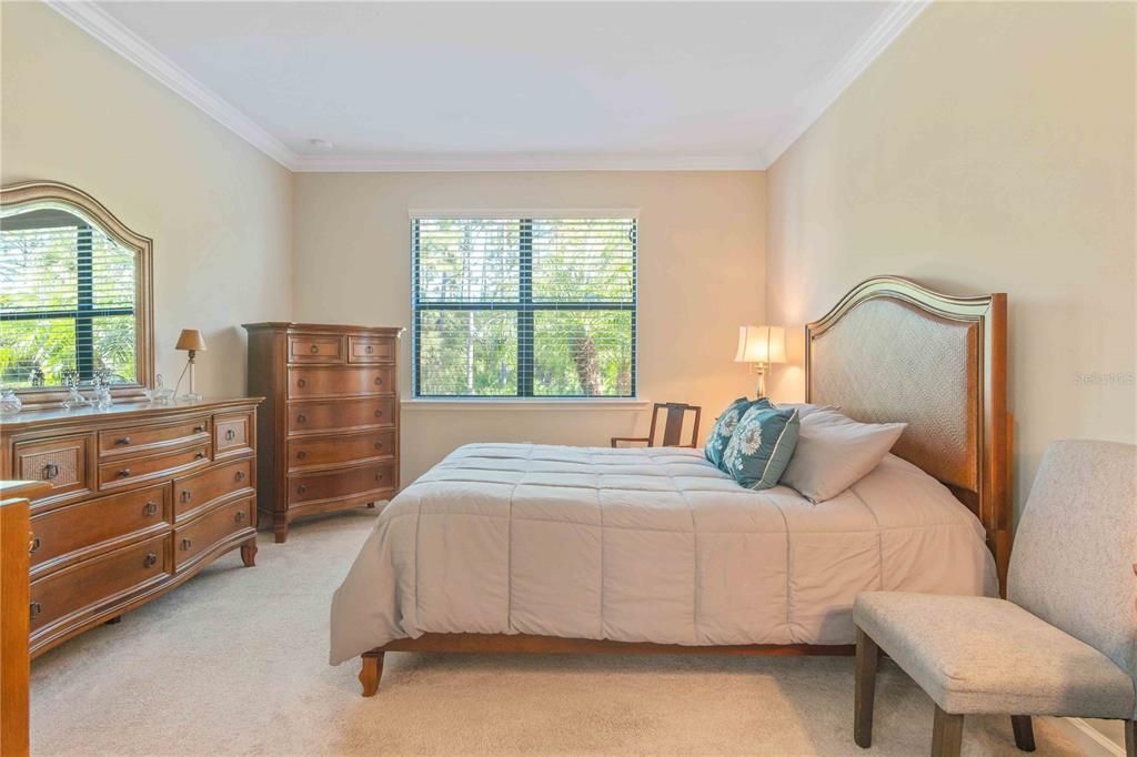 待售: $377,000 (2 贝兹, 2 浴室, 1669 平方英尺)