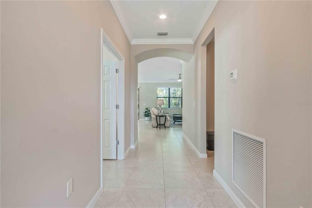 待售: $377,000 (2 贝兹, 2 浴室, 1669 平方英尺)