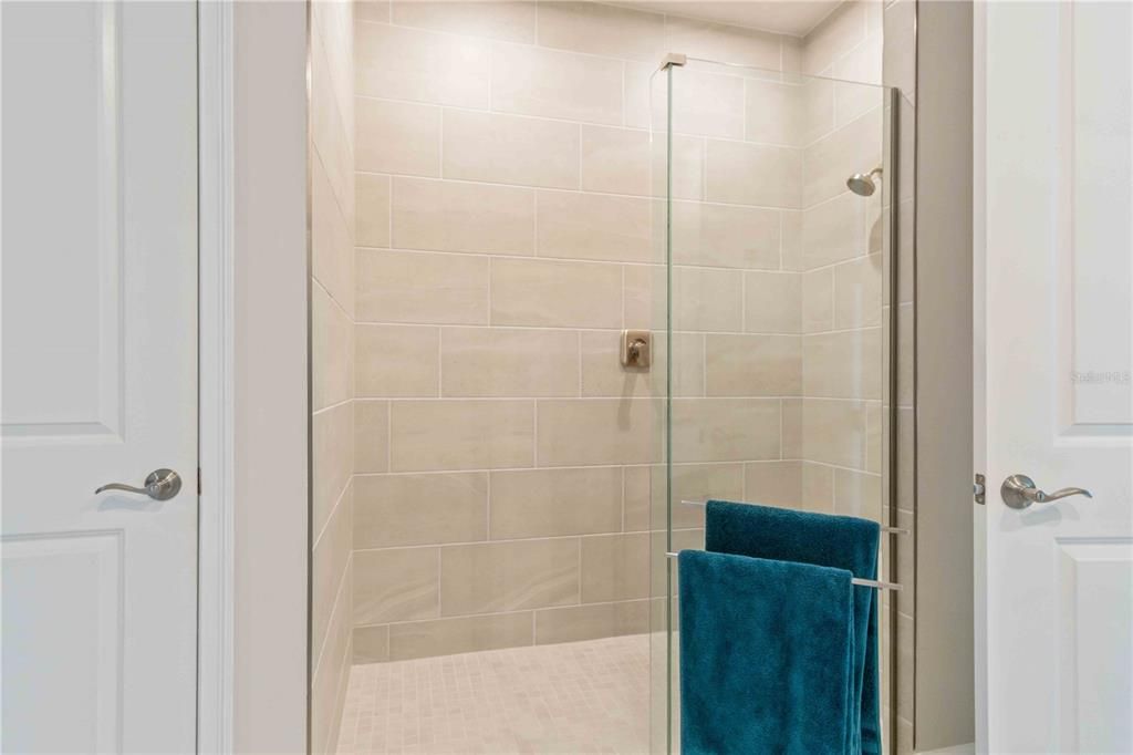 待售: $465,000 (2 贝兹, 2 浴室, 1754 平方英尺)