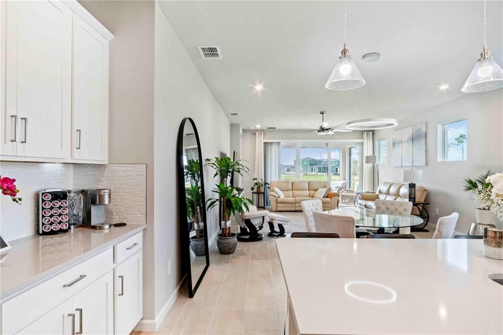 待售: $465,000 (2 贝兹, 2 浴室, 1754 平方英尺)