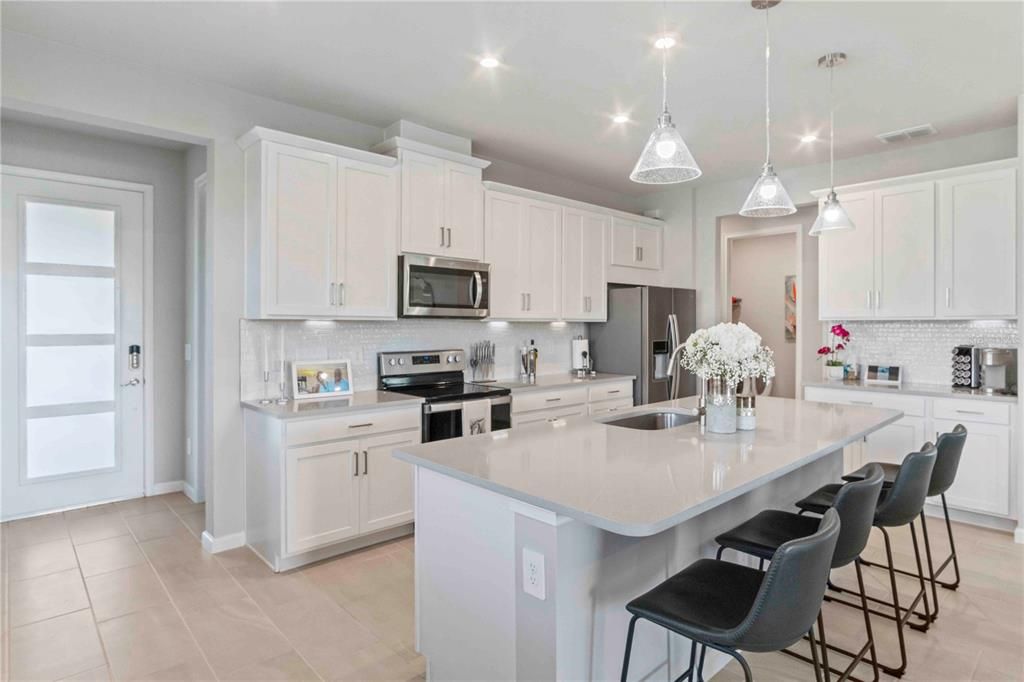 待售: $465,000 (2 贝兹, 2 浴室, 1754 平方英尺)