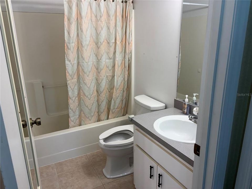 For Sale: $220,000 (3 beds, 2 baths, 1296 Square Feet)