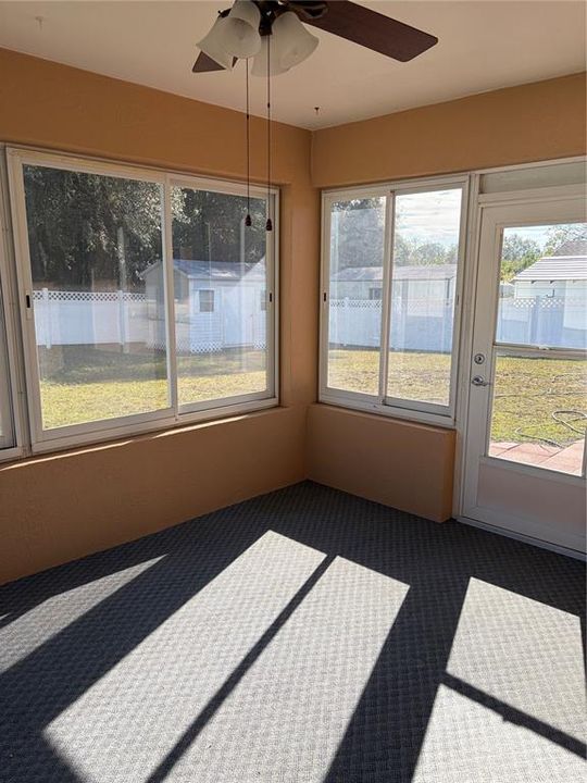 For Sale: $220,000 (3 beds, 2 baths, 1296 Square Feet)