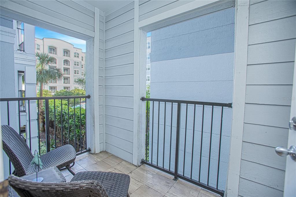 На продажу: $218,000 (2 спален, 2 ванн, 1223 Квадратных фут)