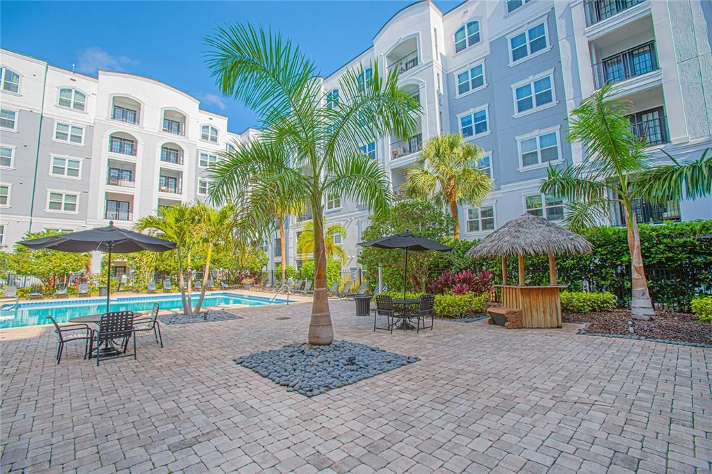 На продажу: $218,000 (2 спален, 2 ванн, 1223 Квадратных фут)