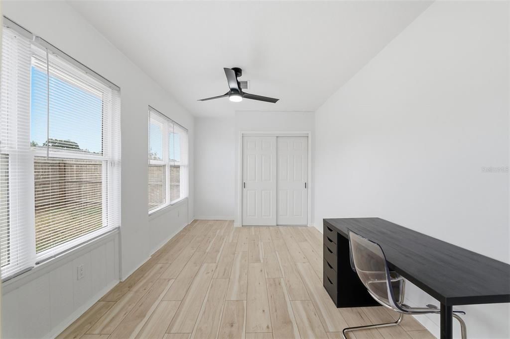 待售: $299,900 (3 贝兹, 2 浴室, 1530 平方英尺)