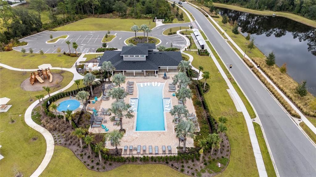 出租: $2,250 (3 贝兹, 2 浴室, 1557 平方英尺)